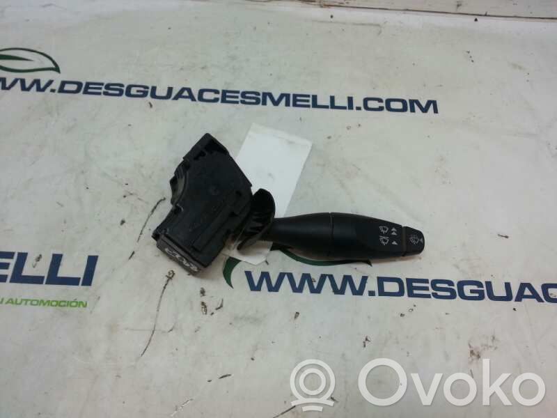 Ford Focus Wiper control stalk 