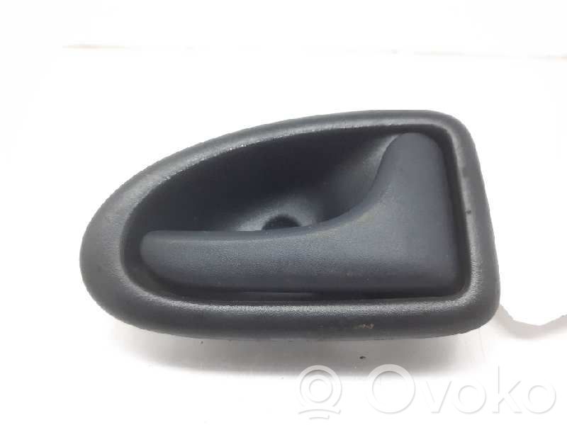 Renault Clio II Manecilla interna puerta trasera 