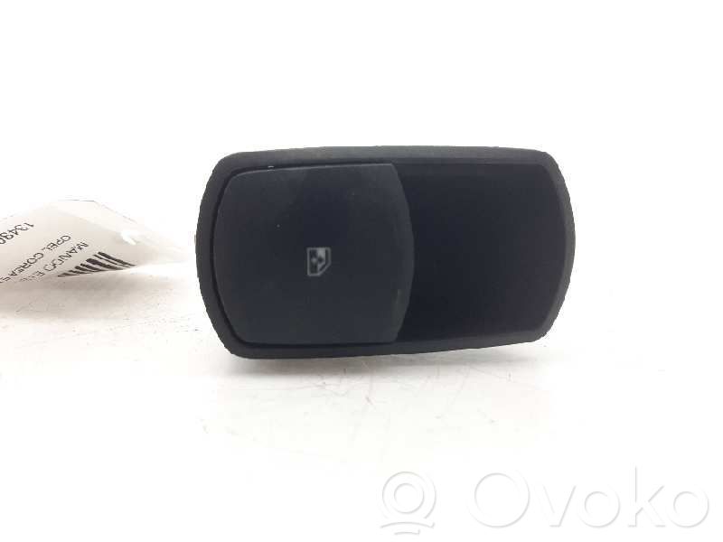 Opel Corsa E Interruptor del elevalunas eléctrico 