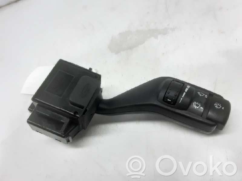 Ford Focus Pyyhkijän vipu 