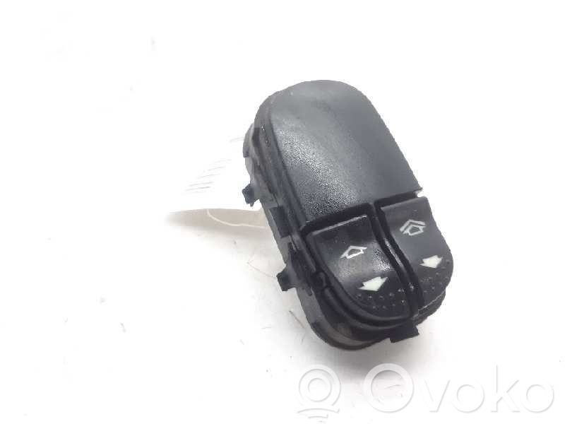 Interruptor del elevalunas eléctrico   YS4T14529AA