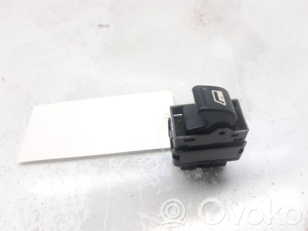 Peugeot 307 Electric window control switch 