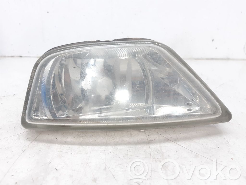 Ford Focus Miglas lukturis priekšā 