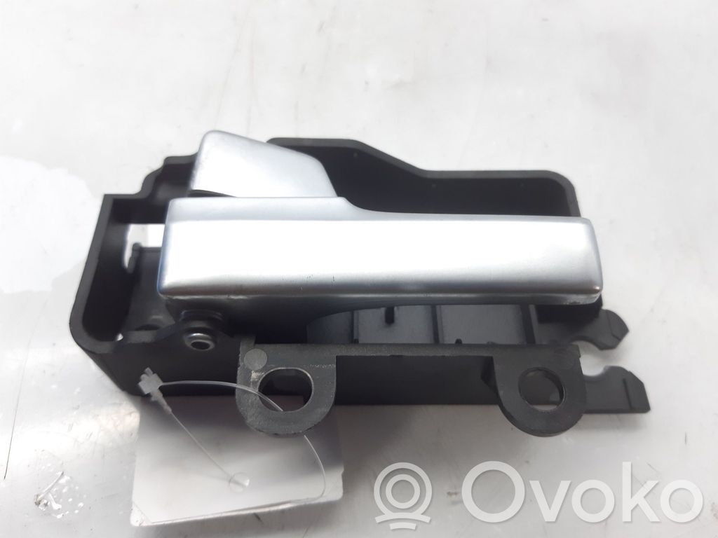 Manecilla interna puerta delantera   3M51R22601BD