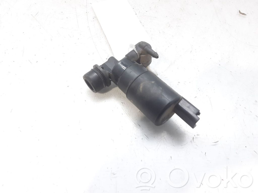 Peugeot 207 Windscreen/windshield washer pump 