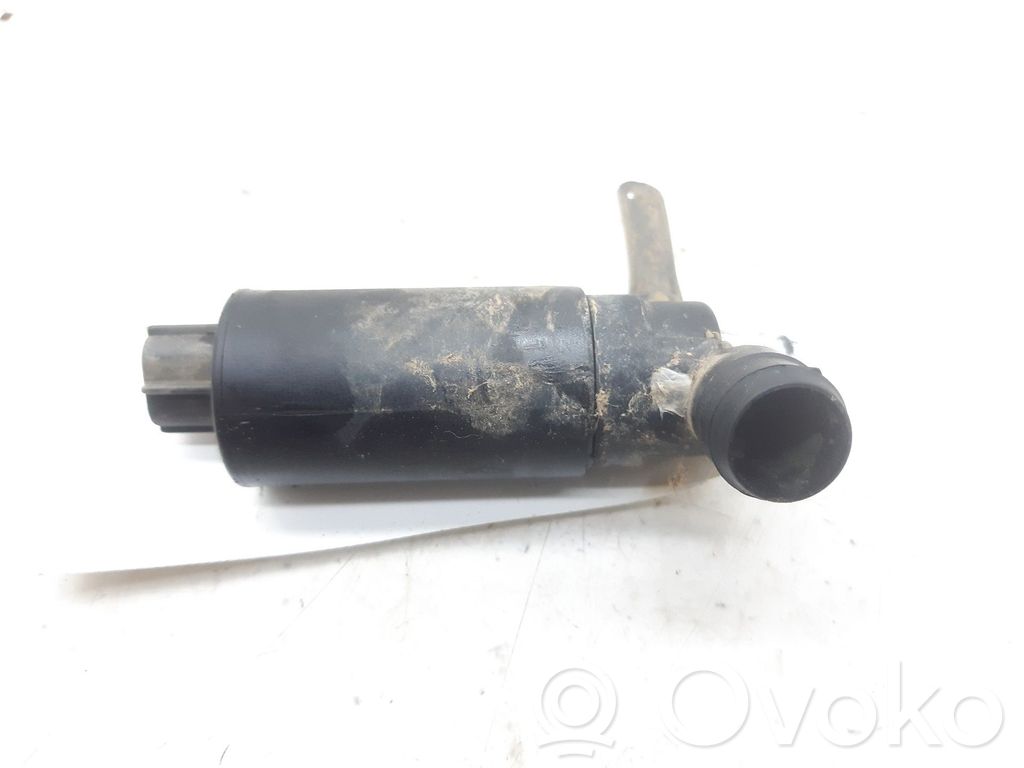 Land Rover Freelander Windscreen/windshield washer pump 