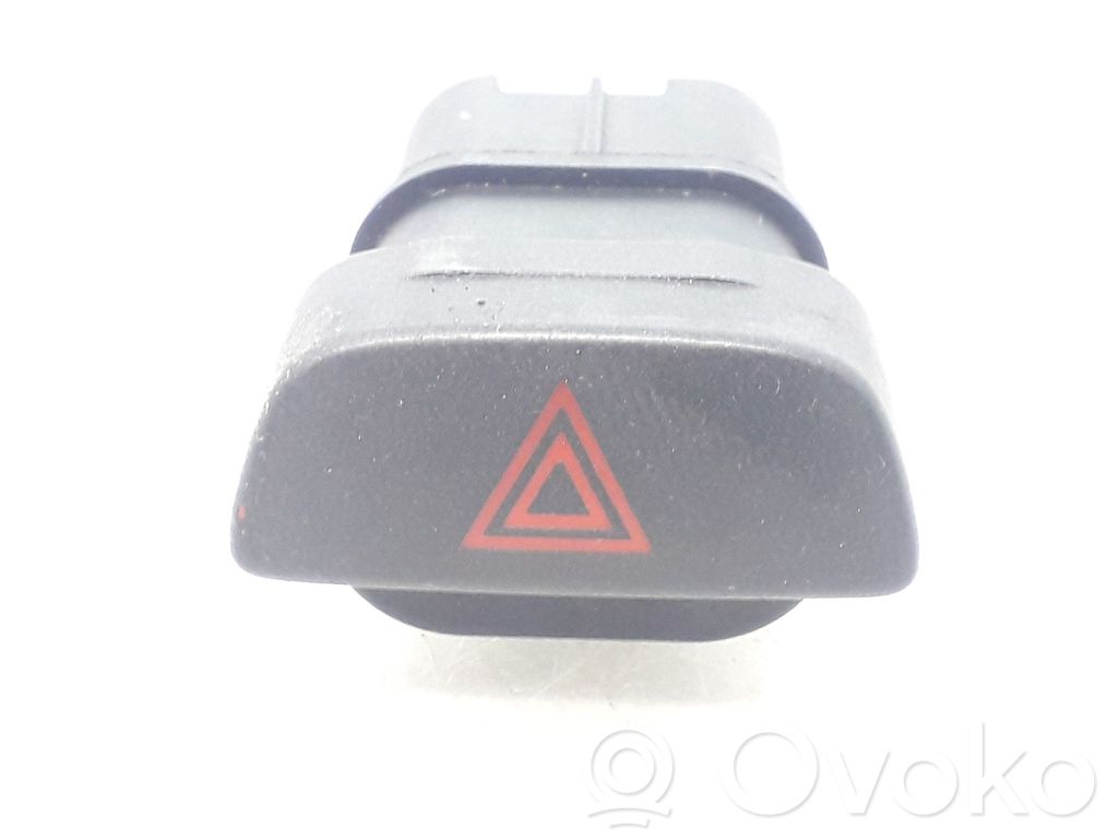 Botón interruptor de luz de peligro   4M5T13A350AC