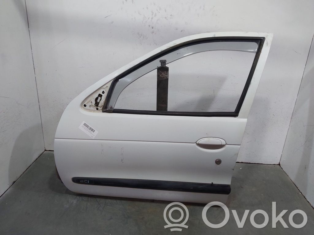 Renault Megane I Drzwi przednie 