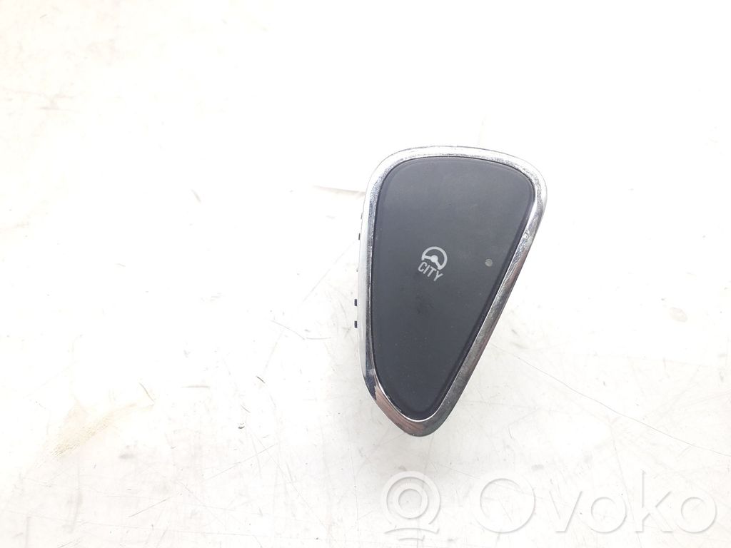 Opel Corsa E Alte comutatoare/butoane 