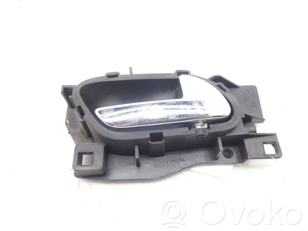 Manecilla interna puerta delantera   96526177VD