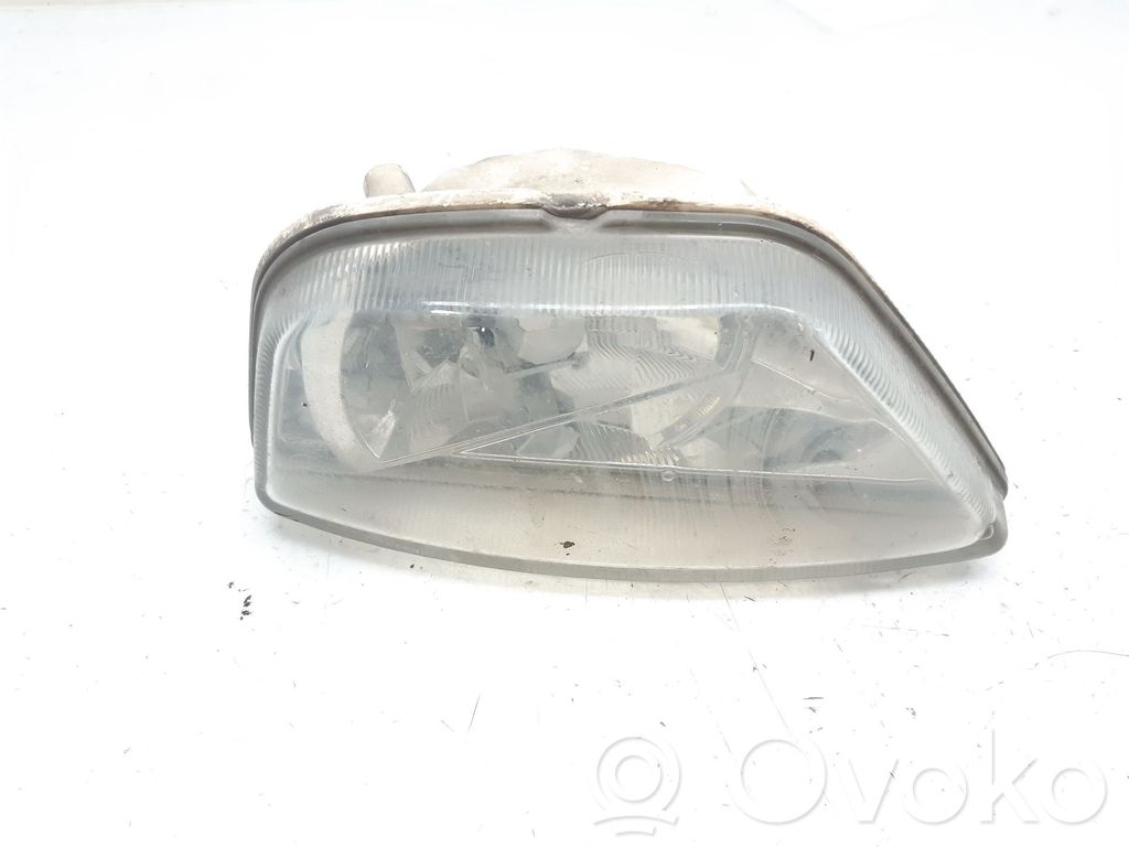Ford Focus Miglas lukturis priekšā 