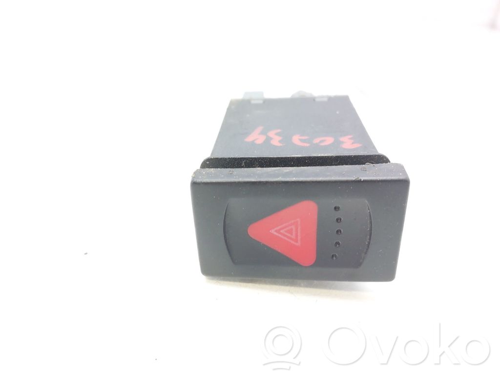 Comutator lumini pericol   3B0953235D
