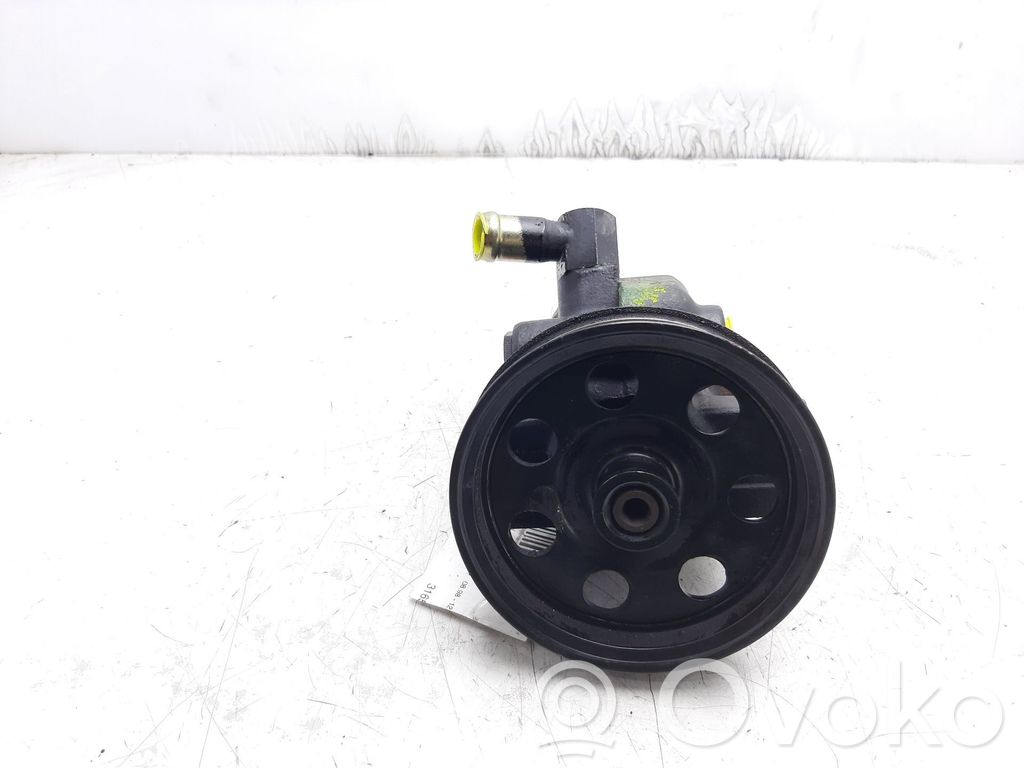 Power steering pump   1475652
