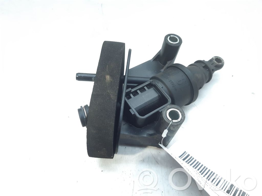 Ford Fiesta Cilindro maestro de embrague 