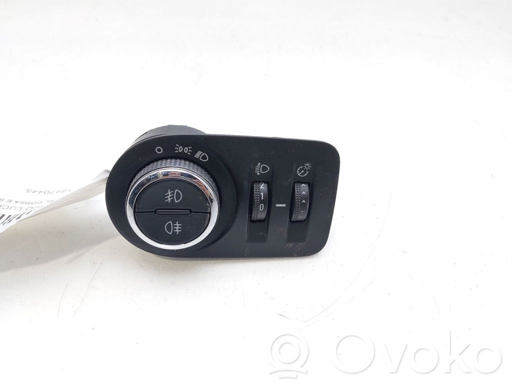 Opel Corsa E Light switch 