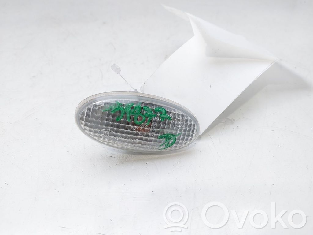 Seitenblinker   GJ6A51120E