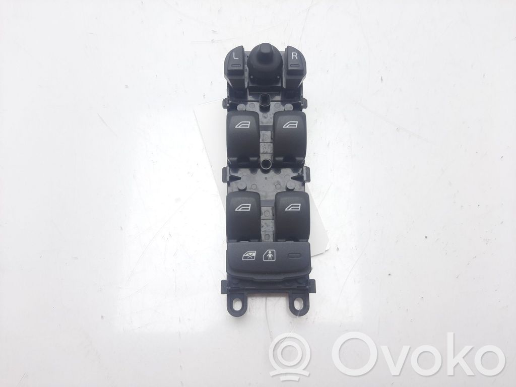 Electric window control switch   31334568