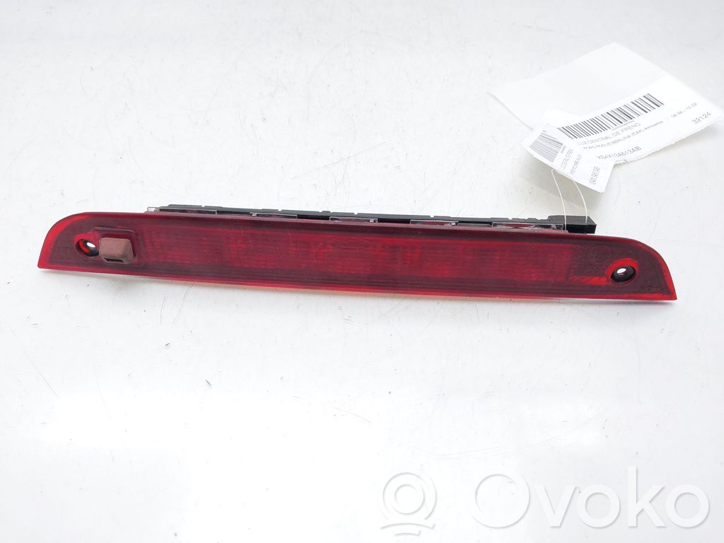 Ford Focus Third/center stoplight 