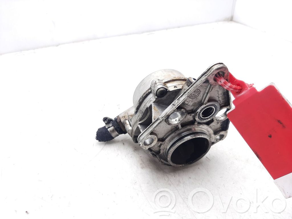Peugeot 205 Vacuum pump 