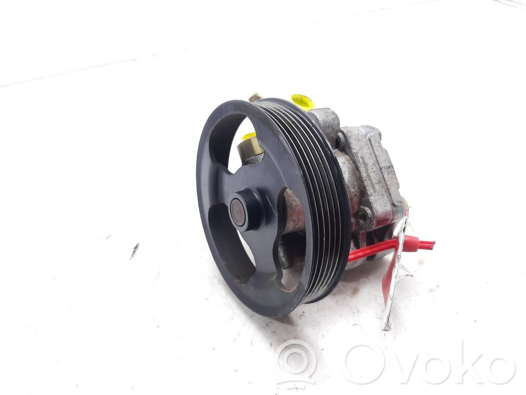 Mazda 3 I Ohjaustehostimen pumppu 