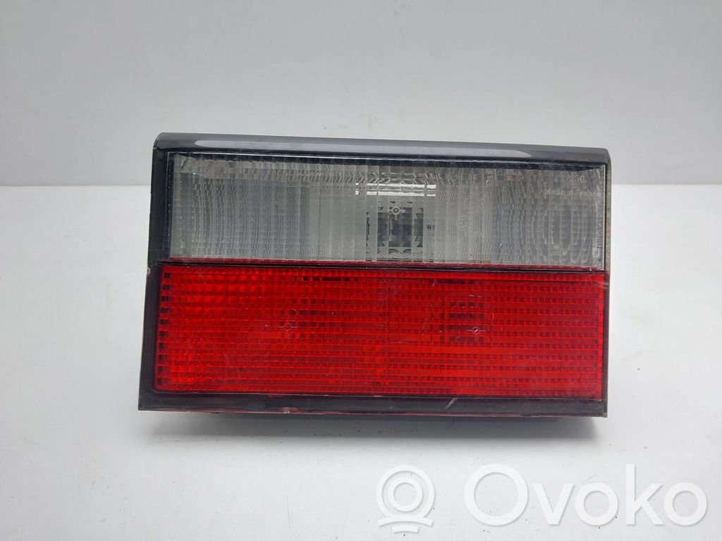 Lampy tylnej klapy bagażnika   6351J9