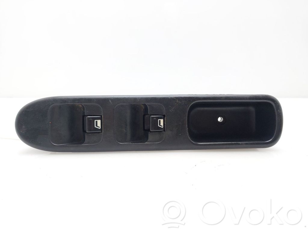Peugeot 307 Electric window control switch 