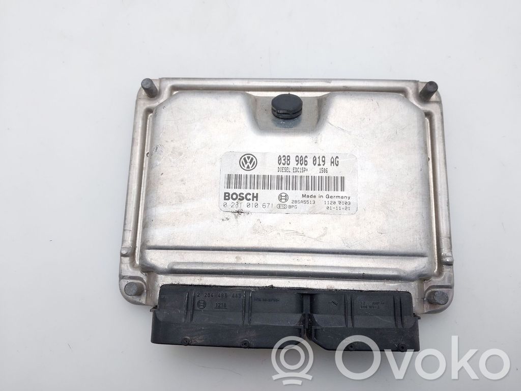 Volkswagen Polo Engine control unit/module 