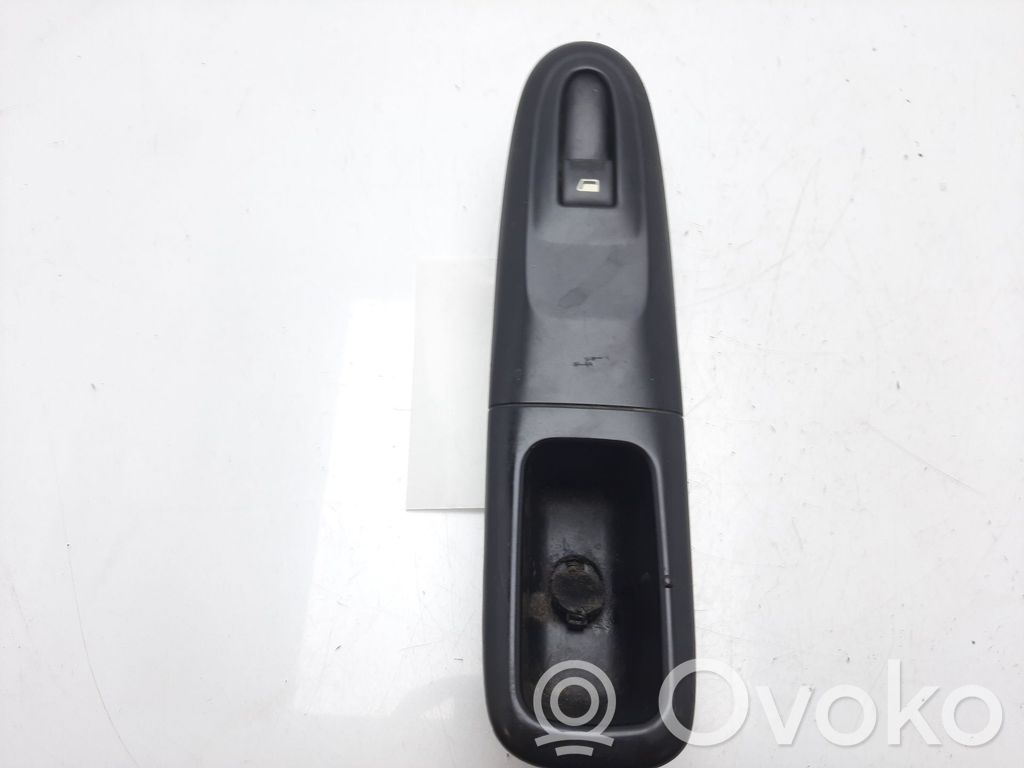 Peugeot 406 Electric window control switch 