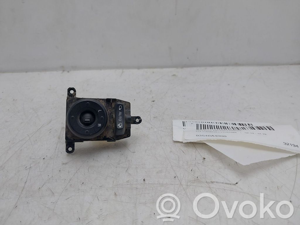 KIA Carens III Interruptor del espejo lateral 