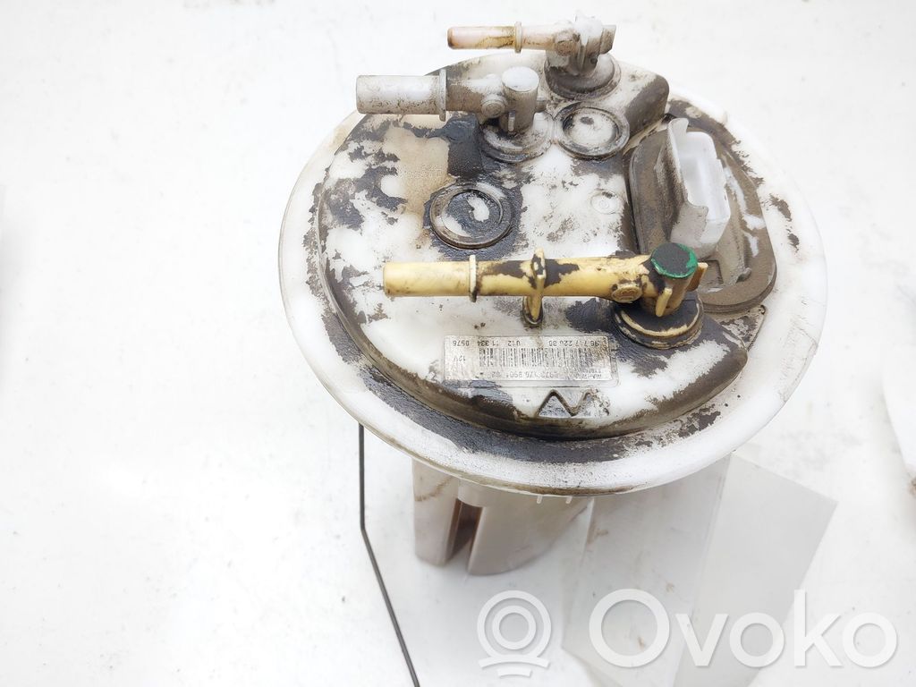 Citroen C4 II Pompa carburante immersa