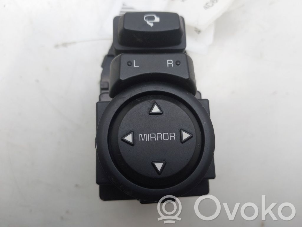 KIA Stonic Interruptor del espejo lateral 