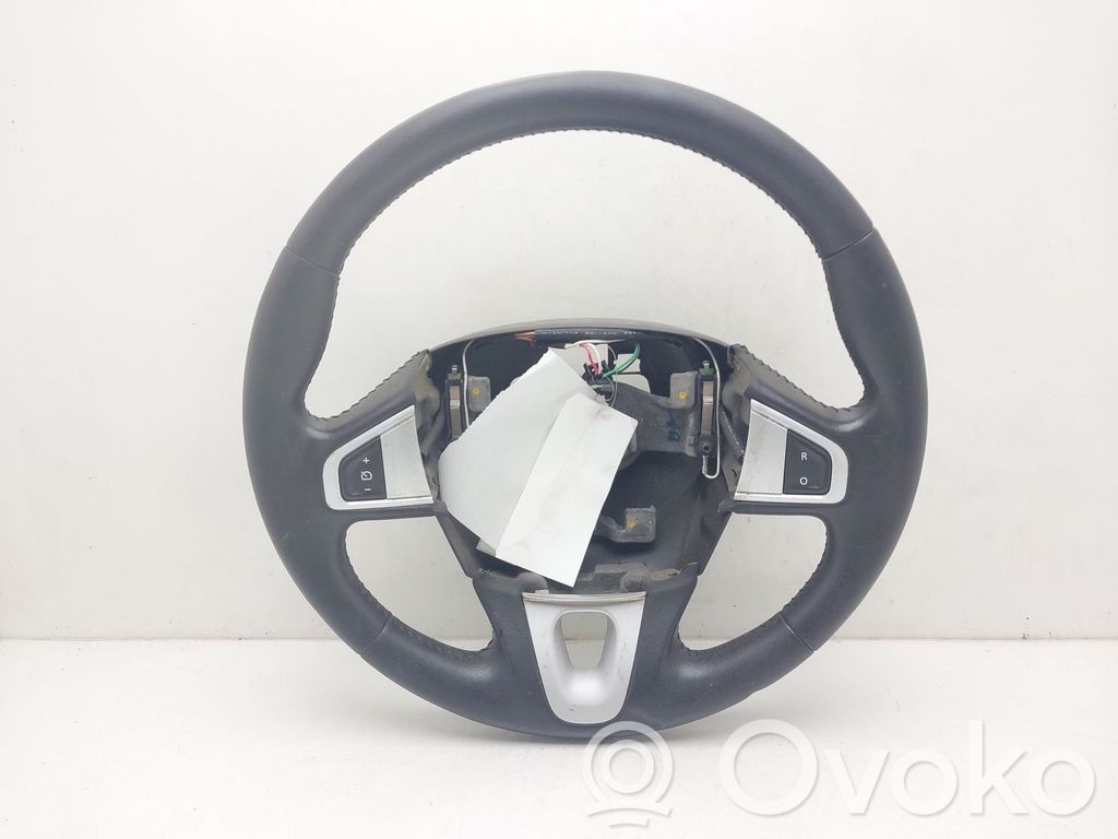 Volant   609581499