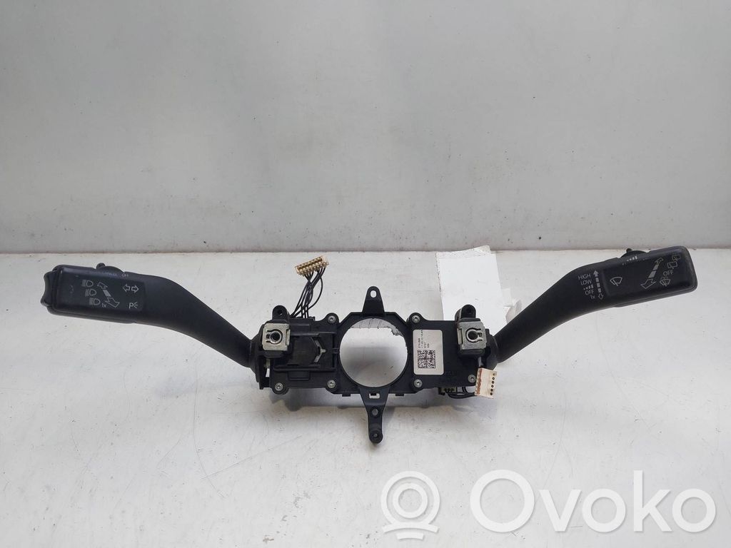 Seat Altea XL Interruptores/botones de la columna de dirección 