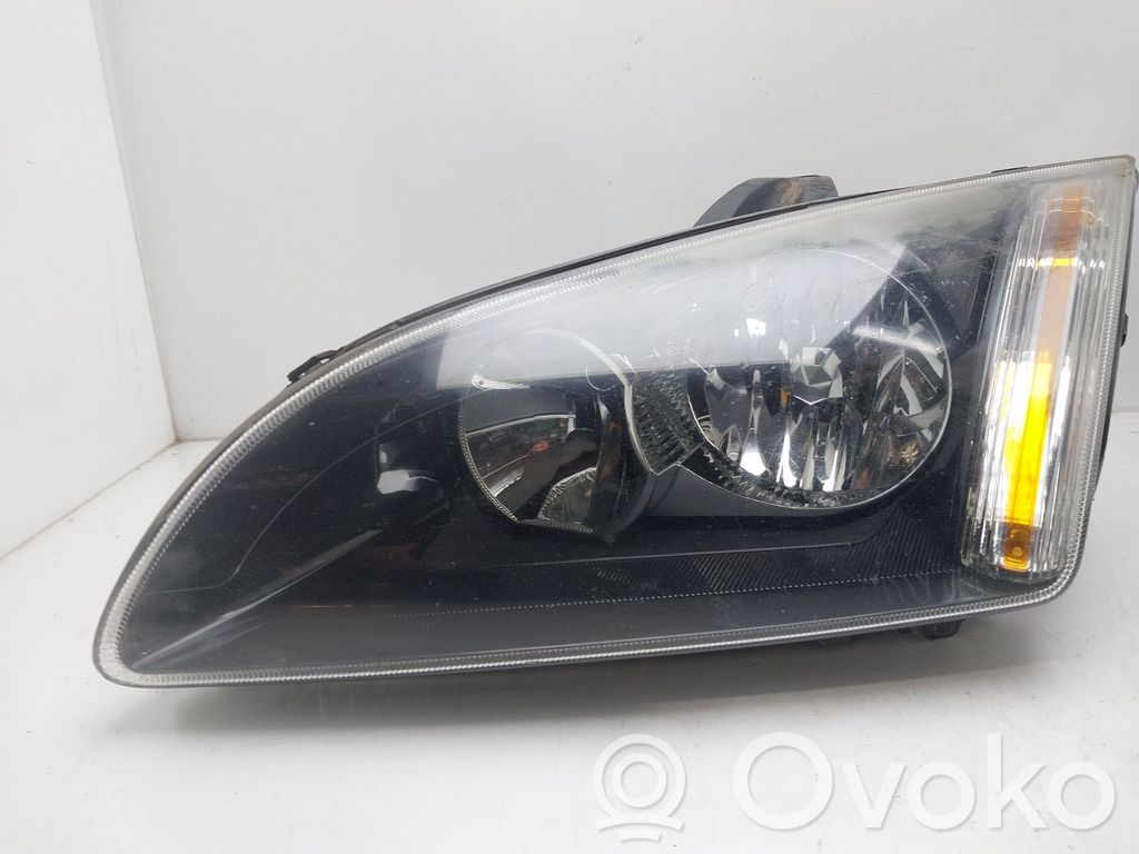 Ford Focus Phare frontale 