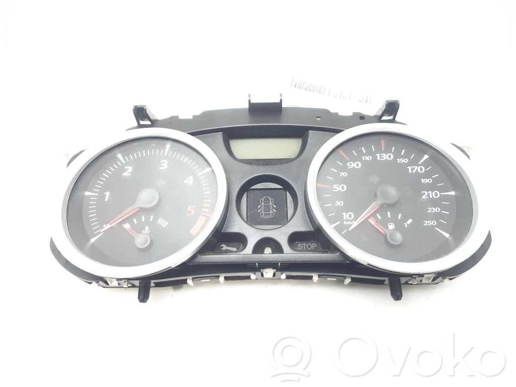Renault Megane II Speedometer (instrument cluster) 
