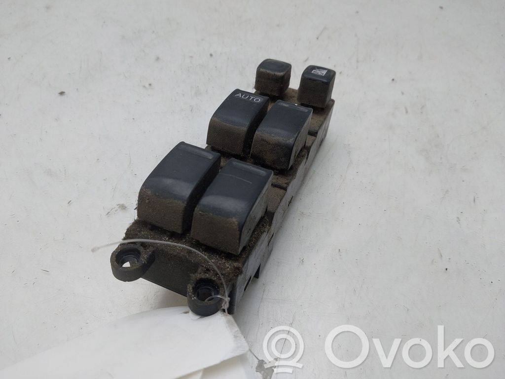 Nissan Primera Comutator comandă geamuri electrice 