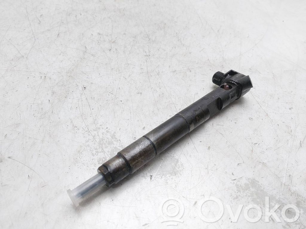 Inyector de combustible   A6510700587