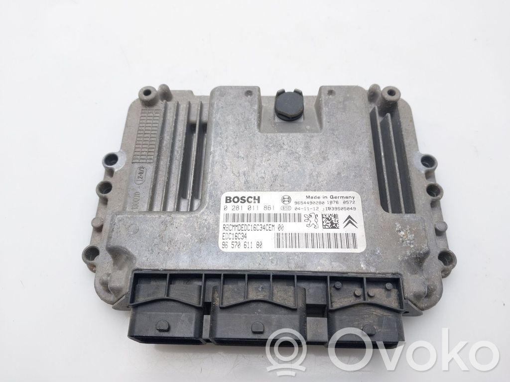 Peugeot 206 Dzinēja vadības bloks 