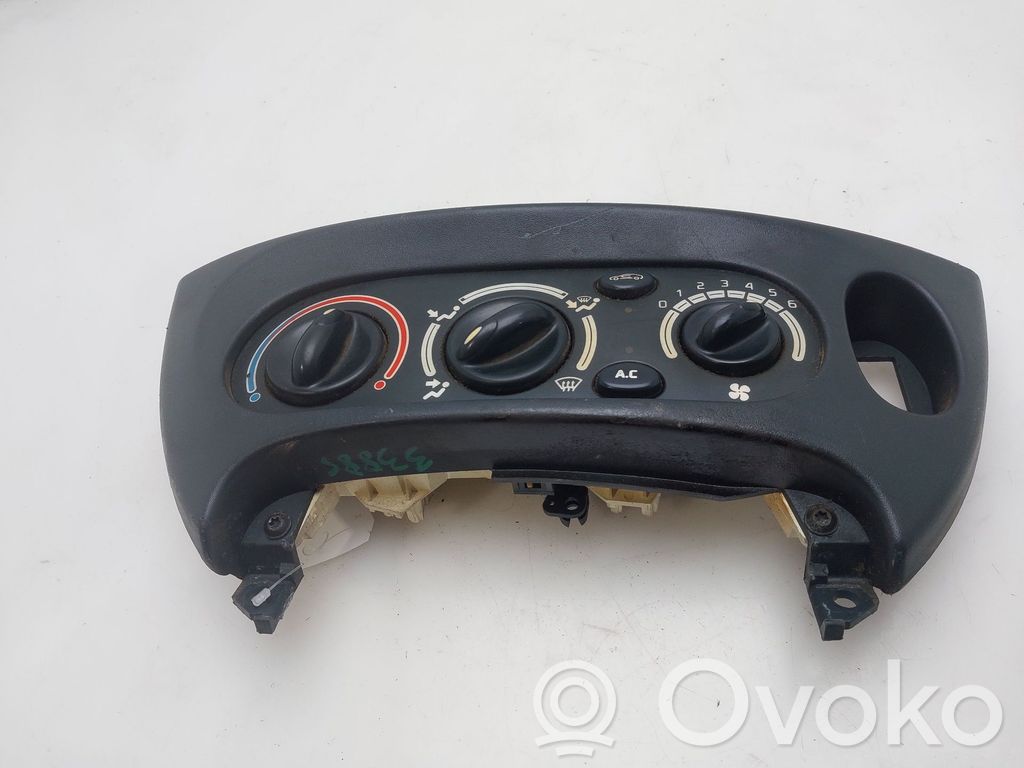 Renault Megane I Climate control unit 