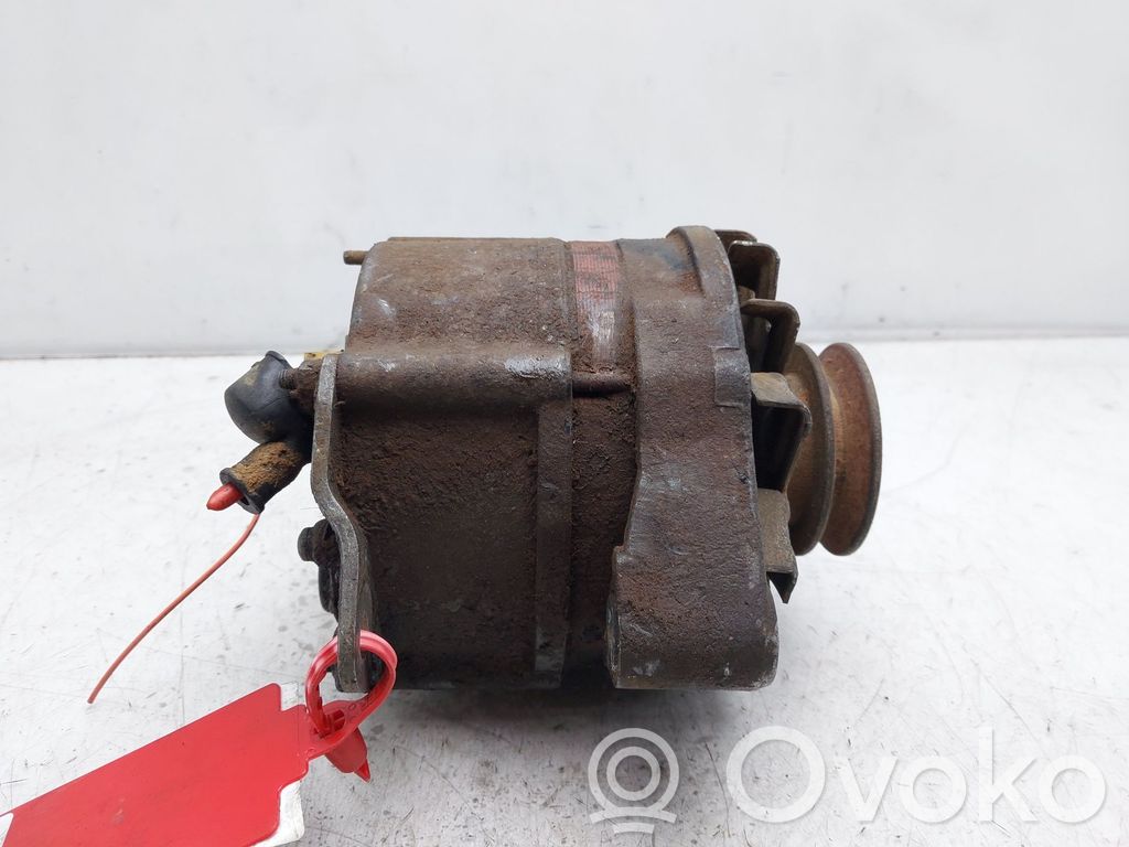 Peugeot 205 Alternador 