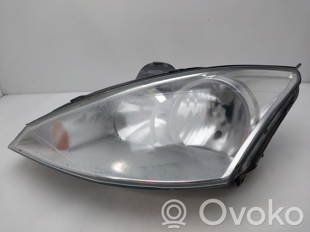 Ford Focus Phare frontale 