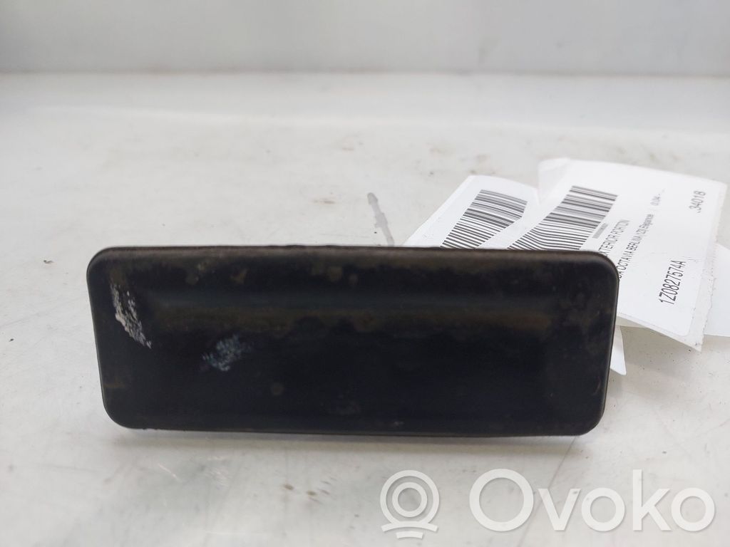 Skoda Octavia Mk2 (1Z) Uchwyt / Rączka zewnętrzna otwierania klapy tylnej / bagażnika 