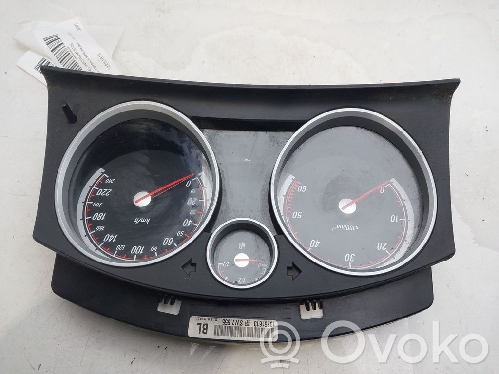 Opel Astra H Nopeusmittari (mittaristo) 