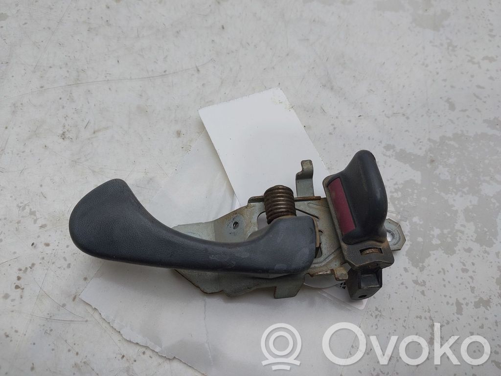 Mitsubishi L200 Manecilla interna puerta trasera 