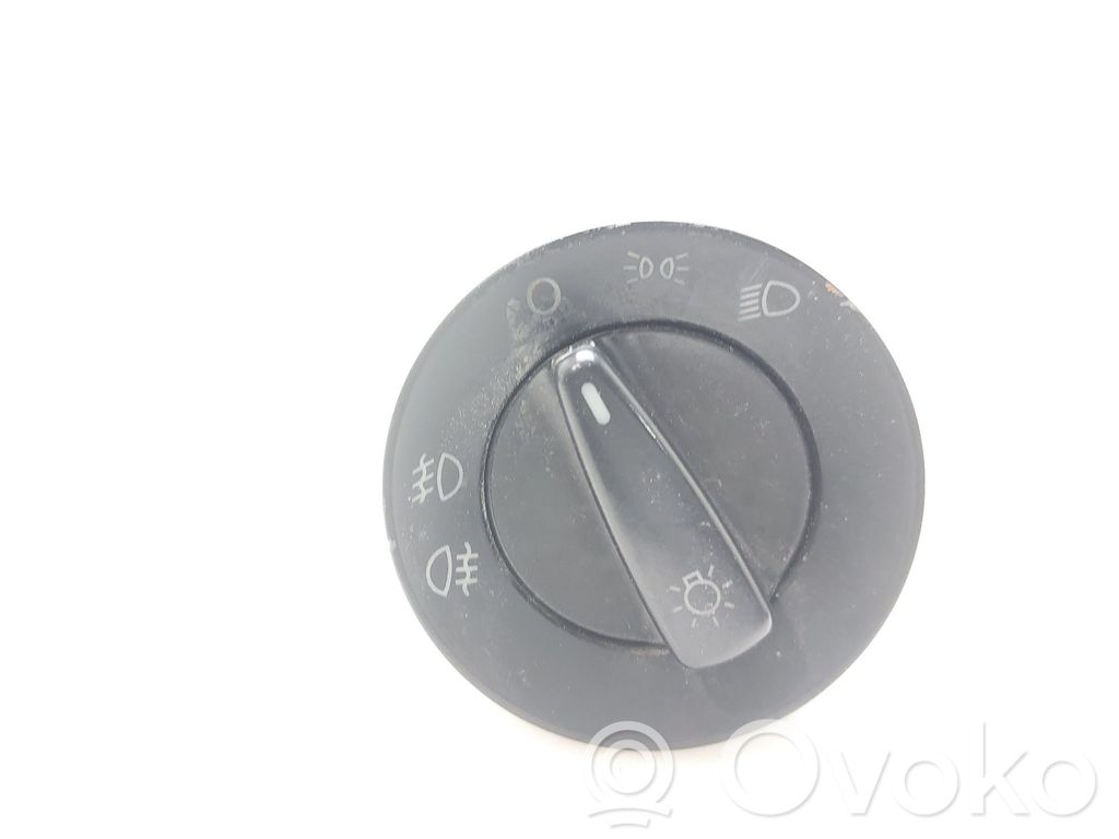 Interruptor de luz   1C0941531A