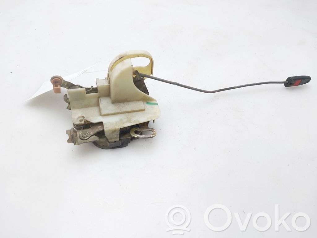 Opel Corsa B Etuoven lukko 