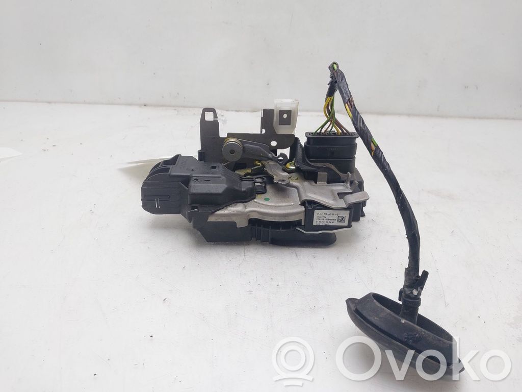 Volvo XC40 Galinių durų spyna 