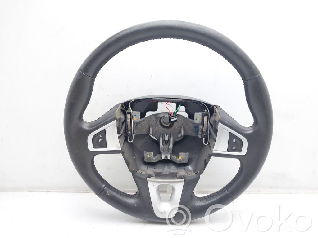 Renault Megane III Ohjauspyörä 