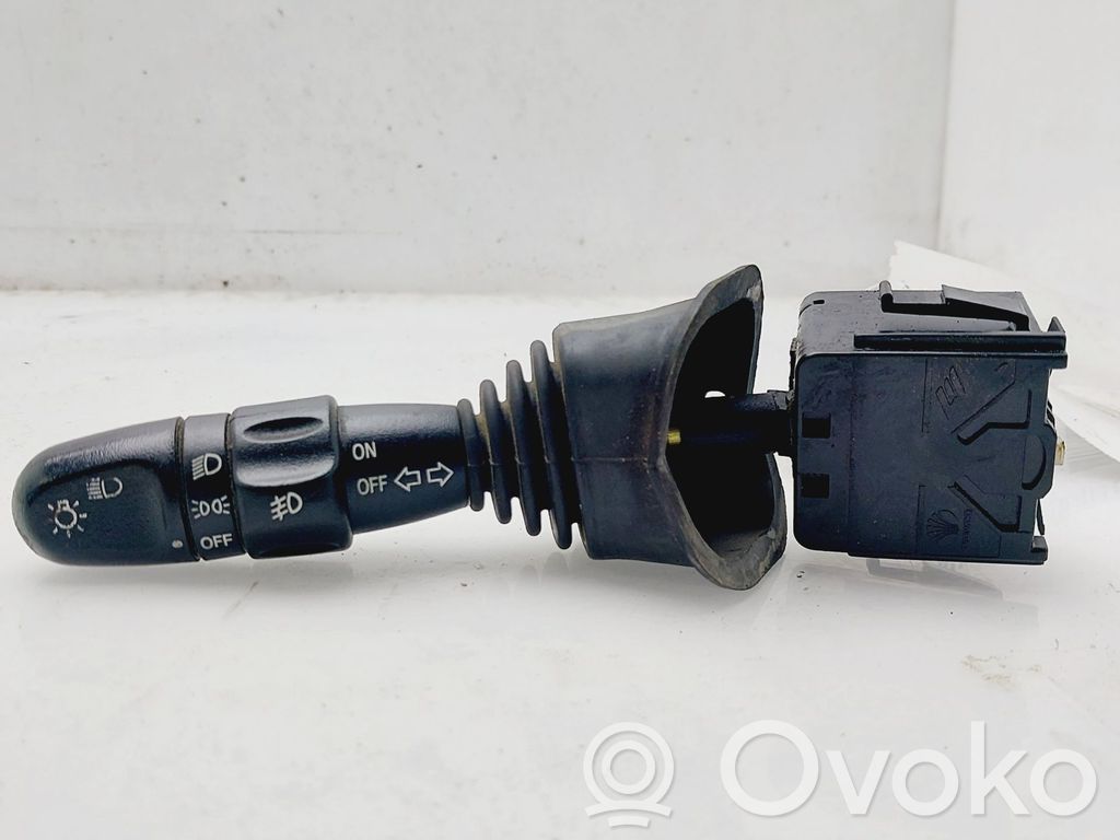 Daewoo Nubira Interruptor de luz 