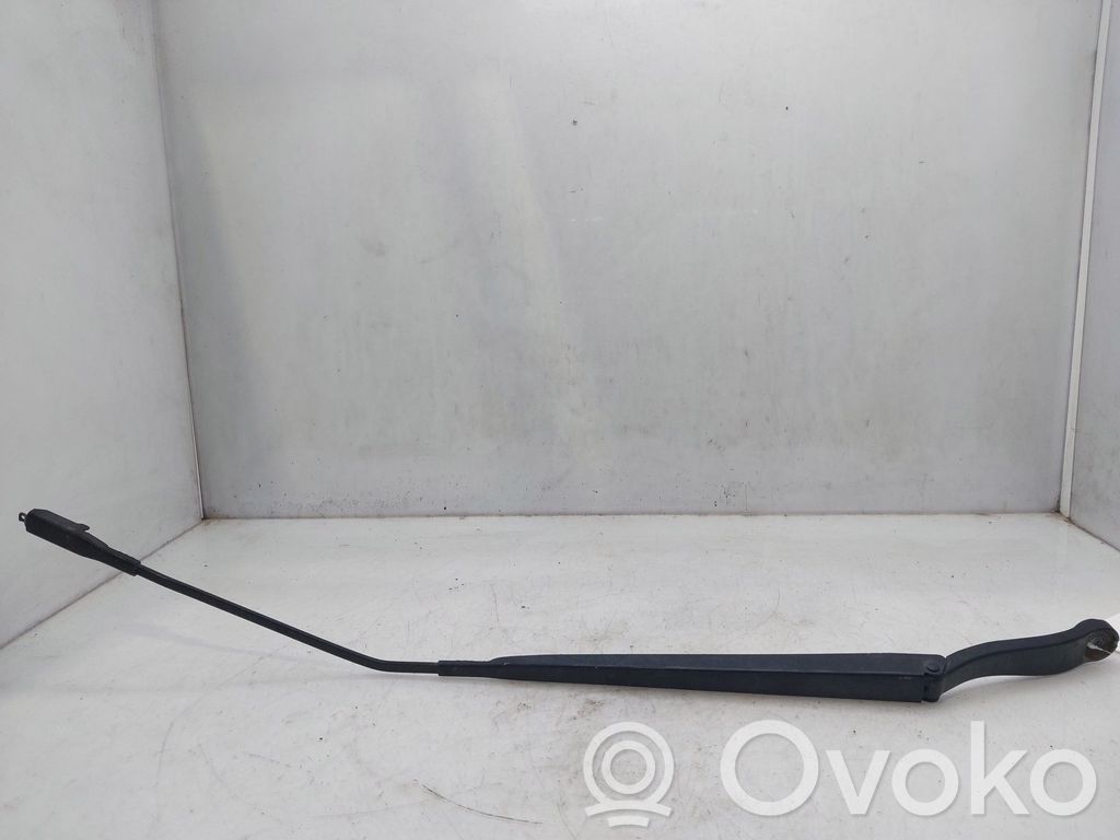 Ramię wycieraczki szyby przedniej / czołowej   W000018067